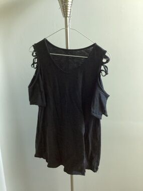 Black t-shirt tunic top with crisscross shoulder details